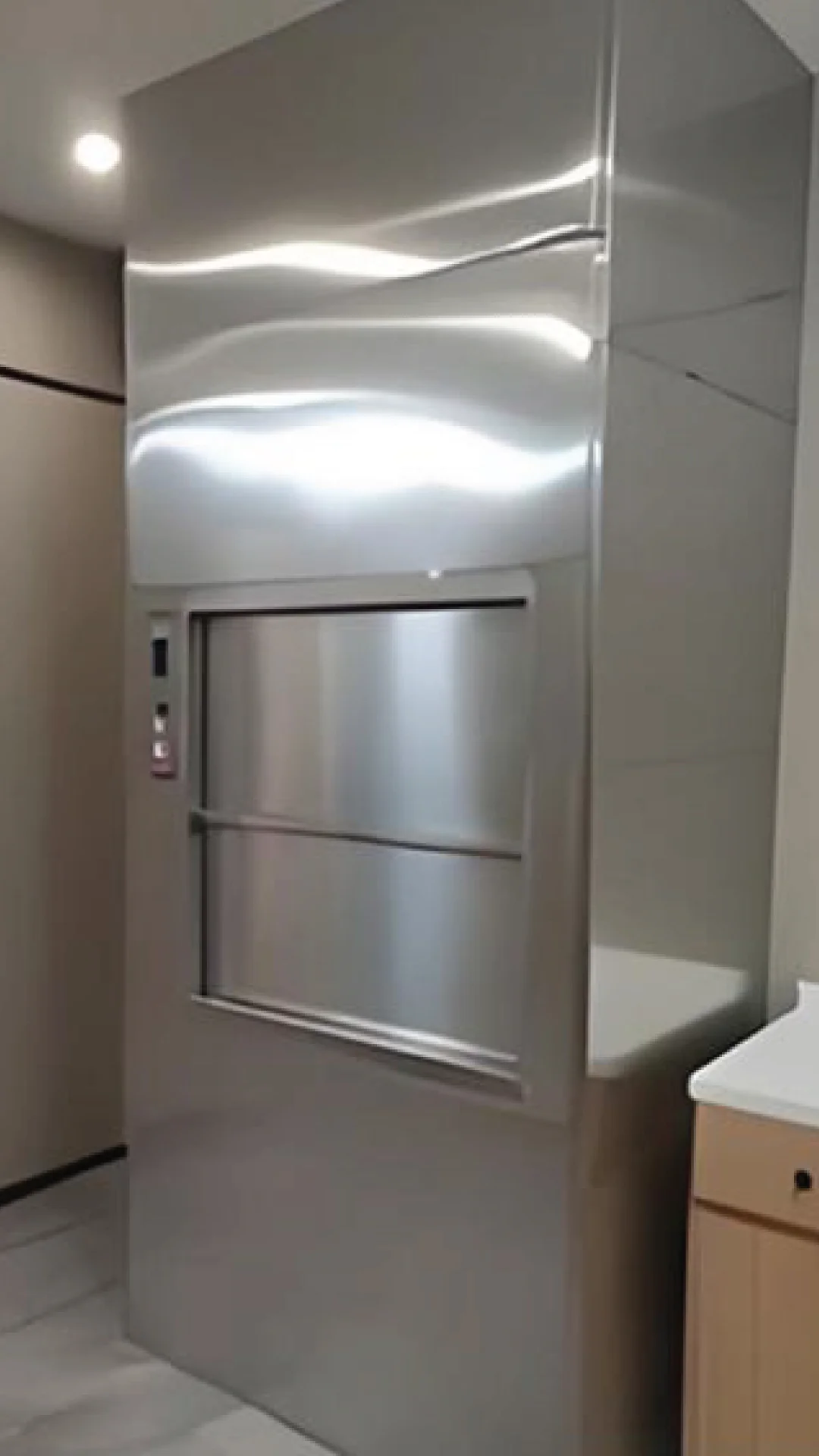 Restaurant Dumb Waiter