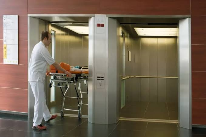Hospital Elevator CTA