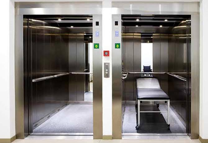 ARCOTIS Hospital Elevator